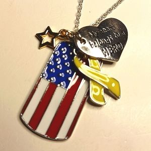 NWOT My Heart Belongs to a Hero Charm Necklace
